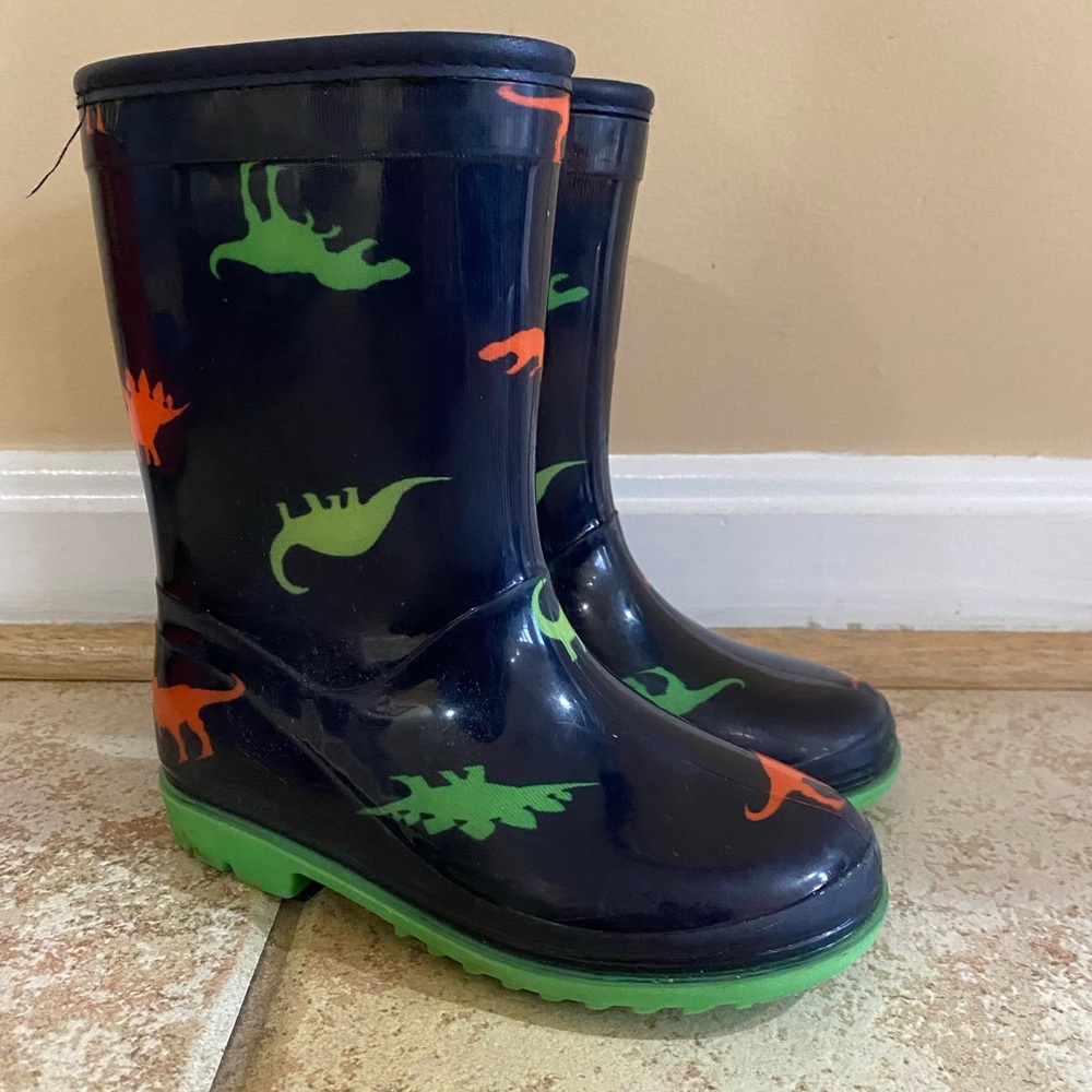 Cater toddler rain boots size 10